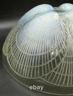 French ART DECO Large Opalescent Coquille Glass Bowl by Rene Lalique, ca 1924