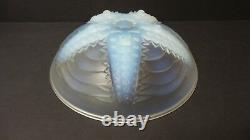 French Choisy-le Roi Art Glass 9.25 Opalescent Star Fish Bowl, c. 1930