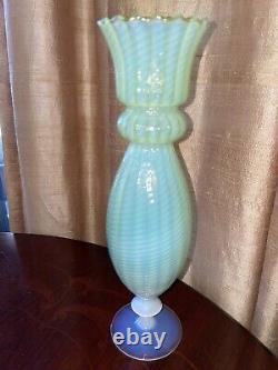 Green Opaline Venetian Art Hand Blown Glass 11 Footed Vase Toscana Italy