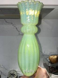 Green Opaline Venetian Art Hand Blown Glass 11 Footed Vase Toscana Italy