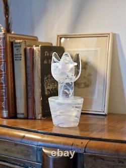Kosta Boda Ulrika Hydman-Vallien White Opalescent Marbled Art Glass Tulip Flower