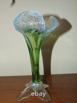 Kralik Opalescent Floriform Iris Glass Vase