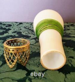 LOETZ 1898 Diana Cisele Opaline Iridescent Hand Blown w-Spiral Schnuerl Decor +