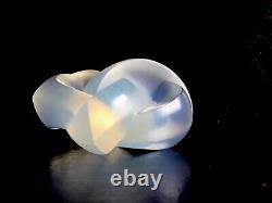 Lalique Knotted Opalescent Hart