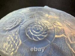 Large Art Deco Opalescent glass bowl by Verlys of France 1930s