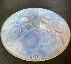 Large Art Deco Opalescent glass bowl by Verlys of France 1930s
