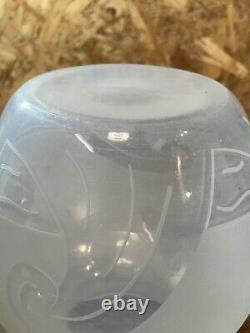 Large Ball Vase, Opalescent Glass Art Deco, Fish, Sabino Era, Lalique