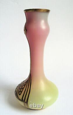 Loetz Kralik Austria Overlay Pink Opalescent Uranium Art Nouveau Glass Vase 1900