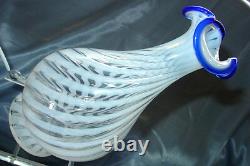 MINTVINTAGE30'sFENTON GLASSBLUE RIDGEOPALESCENTSPIRALV SRC10BOTTLE/VASE