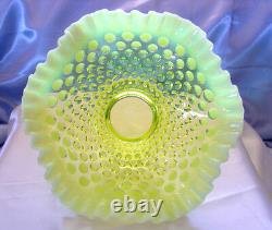 MINT+PERFVINTAGE50'sFENTON GLASSVASELINEOPALESCENTHOBNAIL8FTD FRUIT BOWL