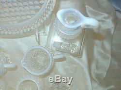 MNT+PRF40sFENTON GLASSFRNCH WHITEOPALESCENTHOBNAILWithTRAY7pc CONDIMENT SET