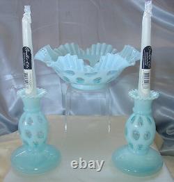 MNT+PRFVINTAGE40sSRCFENTON GLASSBLUE OPALESCENTCOIN DOTLG3pcCONSOLE SET