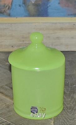 Murano Cenedese Vetri Lime Green Opalescent Jar withLid Signed withOriginal Label