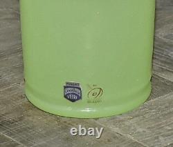 Murano Cenedese Vetri Lime Green Opalescent Jar withLid Signed withOriginal Label