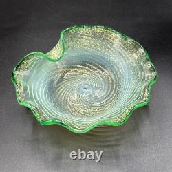 Murano Fratelli Toso Vintage Art Glass Bowl Emerald Green Crest Swirl Opalescent