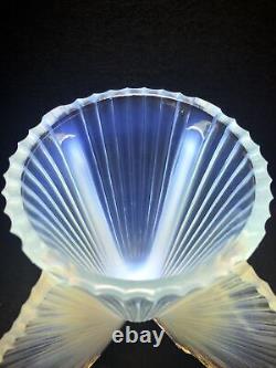 Pierre D'Avesn Rare French Art Deco Opalescent Glass Fan Vase c. 1930