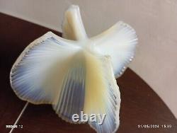 Pierre D'Avesn Rare French Art Deco Opalescent Glass Vase c1930