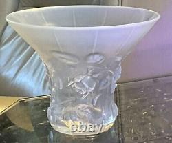 RARE ART DECO CZECH BAROLEC BLUE OPALESCENT Glass Vase ROSE Pattern D9.5 Signed