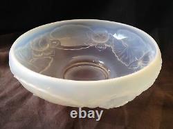 RARE Glass BAROLAC Czechoslovakia 10-5/8d Bowl, Water Lilies Opalescent