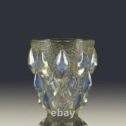 Rampillon Art Deco Vase by René Lalique circa 1930