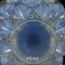 Rampillon Opalescent Art Deco Glass Vase by René Lalique