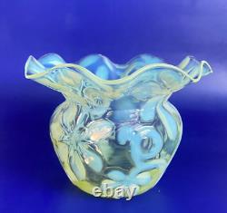 Rare Antique 1890's Richardson Art-Nouveau Opalescent Art Glass Vase