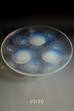Rare Art Deco Sabino Opalescent Glass Plate Circa 1930