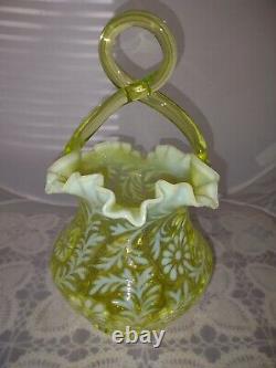 Rare Fenton Daisy Fern Topaz Vaseline Opalescent 11 Ruffled Basket Loop Handle