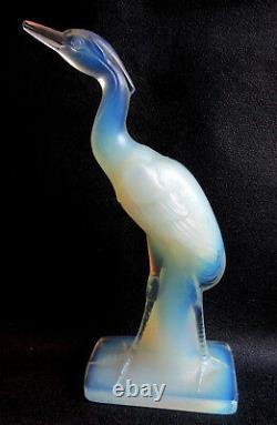 Rare French sculpture Art Deco opalescent glass SABINO FRANCE the Pelican
