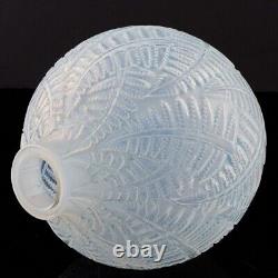 Rene Lalique Espalion or Fougères Vase Designed 1927