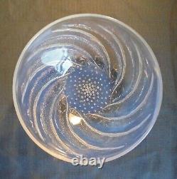 Rene Lalique, Opalescence Vortexing Fish Design Glass Bowl