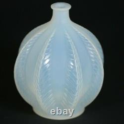 Rene Lalique Opalescent Glass'Malines' Vase