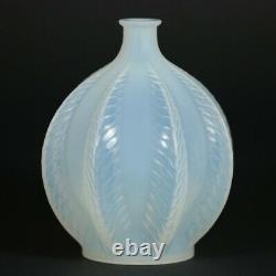 Rene Lalique Opalescent Glass'Malines' Vase