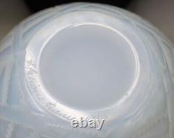 Rene R. Lalique Art Glass 7 Espalion Opalescent Vase #996