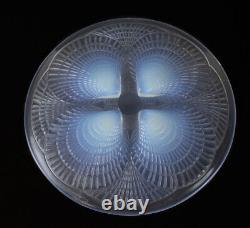 Renee Lalique Coquilles Shells Opaline Art Glass Footed Plate c. 1920, 7.875