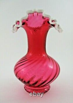 SNOWCREST Cranberry Swirl art glass 7.5 VASE Opalescent Ruffled Edge FENTON