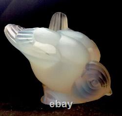 Sabino Art Deco glass Bird figurine