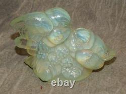 Sabino Opalescent Birds (Two) Figurine on Berry Branch LARGE 4.5 wide 3.5 tall