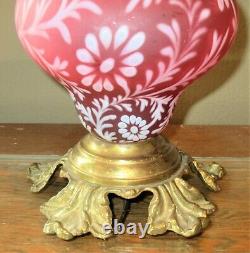 Stunning Vintage Fenton Cranberry Opalescent Fern & Daisy 22 Lamp