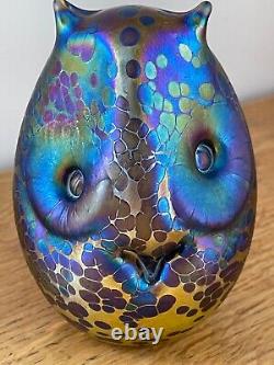 Superb John Ditchfield Modernist Owl Opalescent Blue & Yellow Glass Paperweight