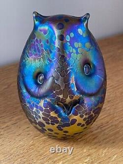 Superb John Ditchfield Modernist Owl Opalescent Blue & Yellow Glass Paperweight