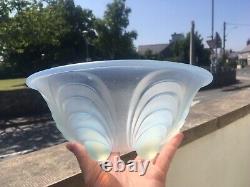 Superb Rare Art Deco Czech Samuel Reich Opalescent Glass Mussel Shell Fruit Bowl