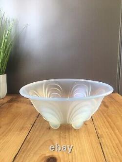 Superb Rare Art Deco Czech Samuel Reich Opalescent Glass Mussel Shell Fruit Bowl
