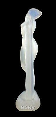 Thais Opalescent Glass Statuette, René Lalique, 1925