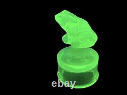 Uranium Vaseline Opalescent FENTON Frog on Font RARE