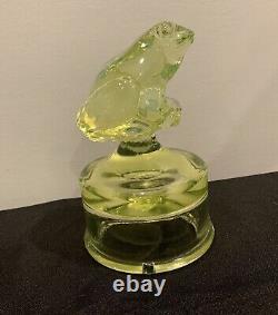 Uranium Vaseline Opalescent FENTON Frog on Font RARE