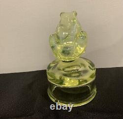 Uranium Vaseline Opalescent FENTON Frog on Font RARE