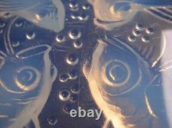 VERLYS, FRENCH ART DECO OPALESCENT GLASS TRIVET, FISH PATTERN, SIGNED1930s YEARS