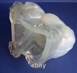 VERY RARE JOBLING OPALIQUE OPALESCENT ELEPHANT c1934 REG NO 79570