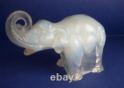 VERY RARE JOBLING OPALIQUE OPALESCENT ELEPHANT c1934 REG NO 79570